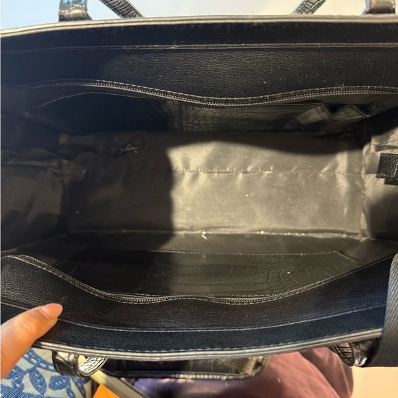 Black Croc-Embossed BÉIS Tote Bag (minimal use) - Picture 5 of 8